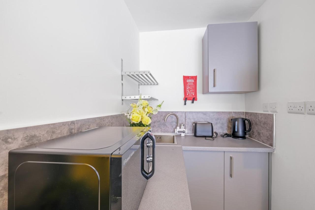 Fernbank Studios Sudbury Hill Harrow Self-Contained Studios With En-Suite Wembley Exterior foto